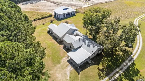1208 Peach Orchard Road Four Oaks NC 27524