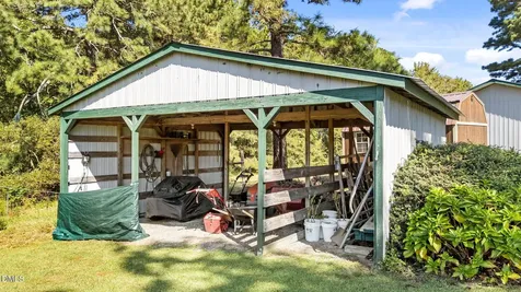 1208 Peach Orchard Road Four Oaks NC 27524