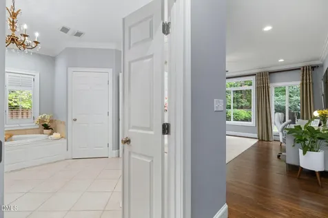 3 Elm Ridge Court Greensboro NC 27408