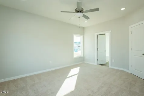 409 E Lee Avenue Yadkinville NC 27055