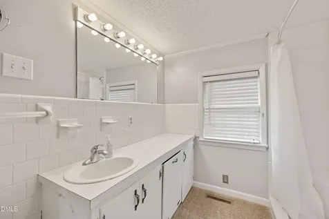 821 Penny Road Angier NC 27501