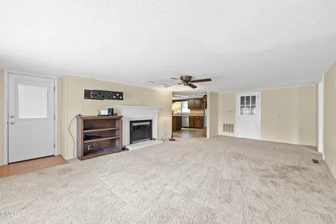 821 Penny Road Angier NC 27501