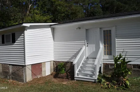 1306 Warren Street Tarboro NC 27886