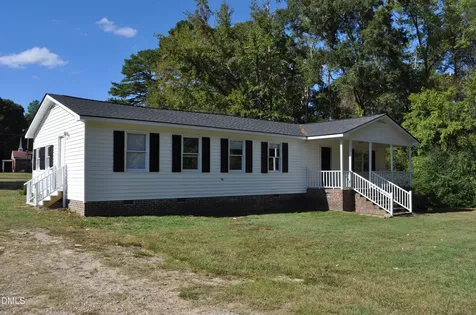 1306 Warren Street Tarboro NC 27886