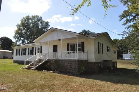1306 Warren Street Tarboro NC 27886