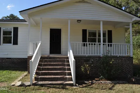 1306 Warren Street Tarboro NC 27886
