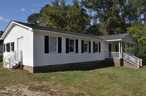 1306 Warren Street Tarboro NC 27886