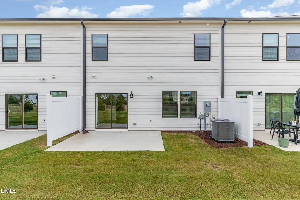 153 N District Avenue Clayton NC 27527