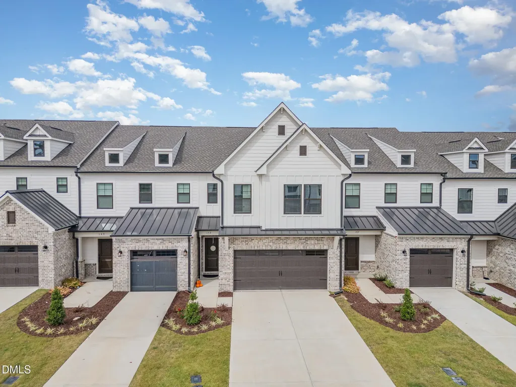153 N District Avenue Clayton NC 27527