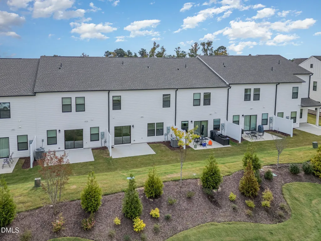 153 N District Avenue Clayton NC 27527