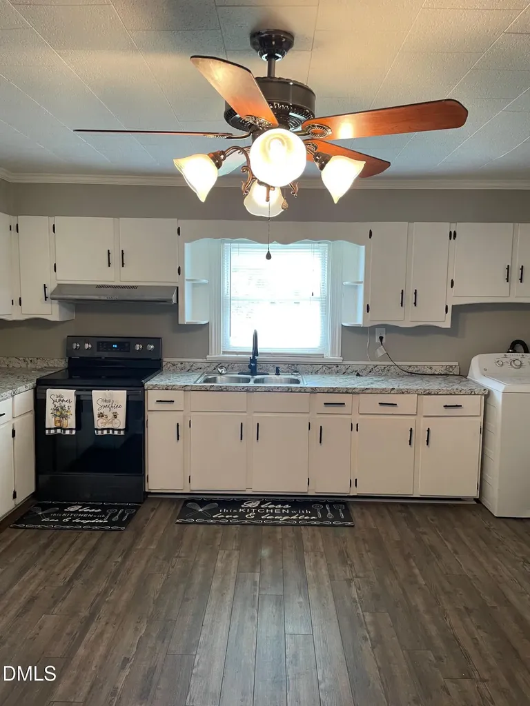 804 E Lizzie Street Selma NC 27576
