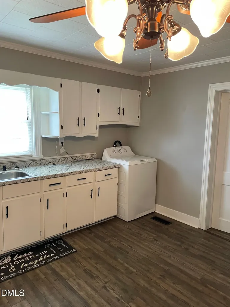 804 E Lizzie Street Selma NC 27576