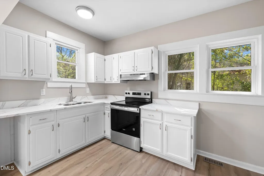 411 W I Street Erwin NC 28339