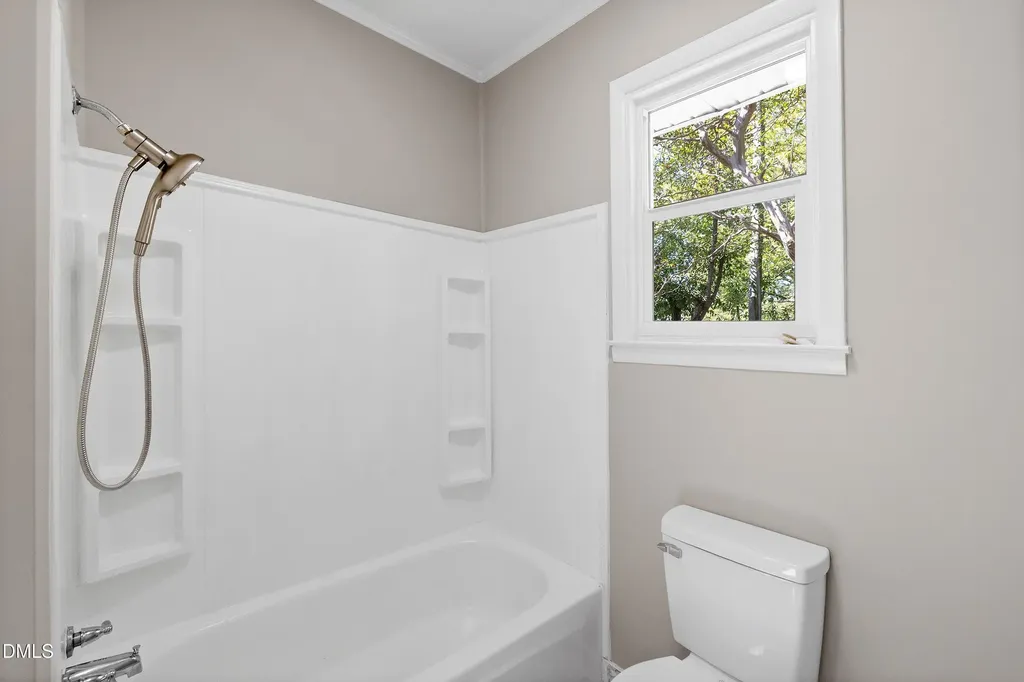 411 W I Street Erwin NC 28339