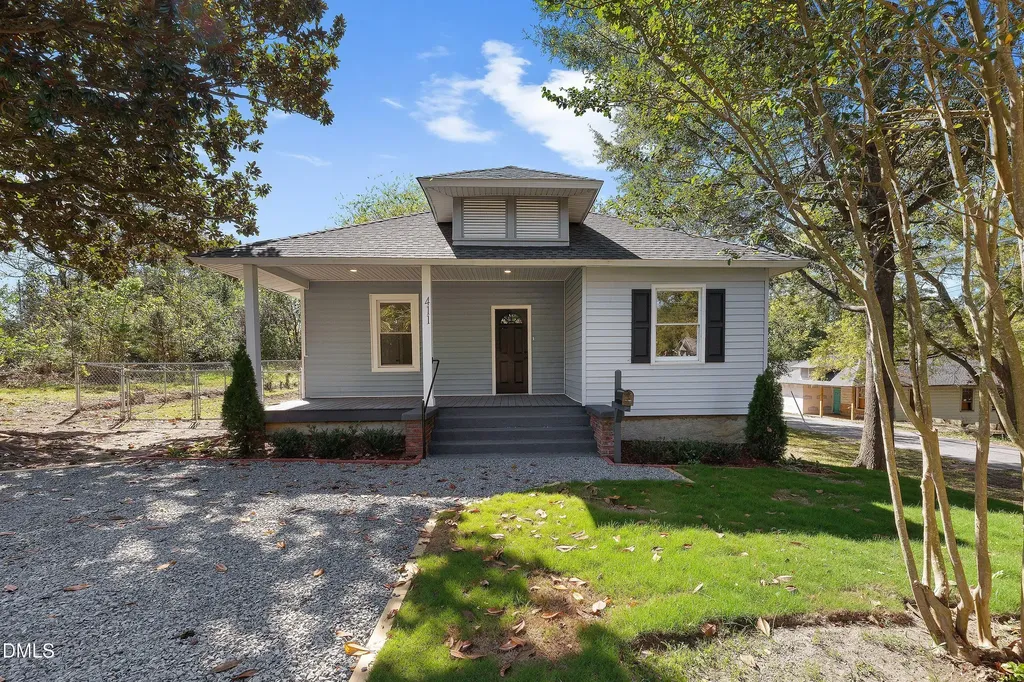 411 W I Street Erwin NC 28339