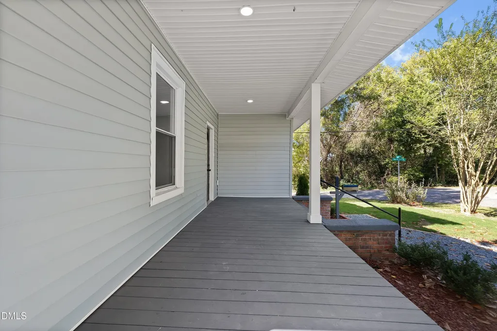 411 W I Street Erwin NC 28339