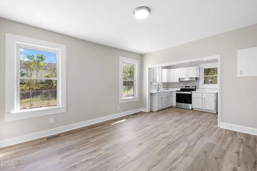 411 W I Street Erwin NC 28339