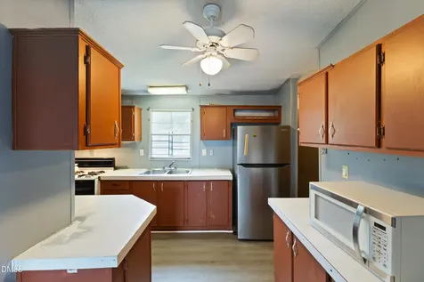 1461 Core Point Road Blounts Creek NC 27814