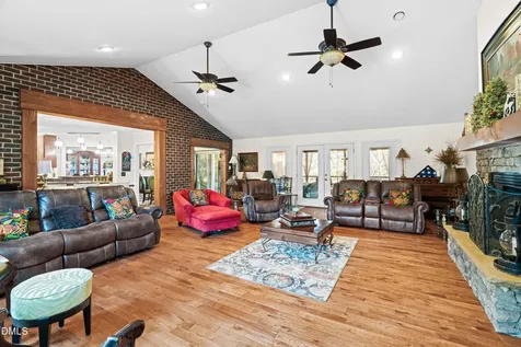 335 Sprunt Drive Clinton NC 28328