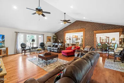 335 Sprunt Drive Clinton NC 28328