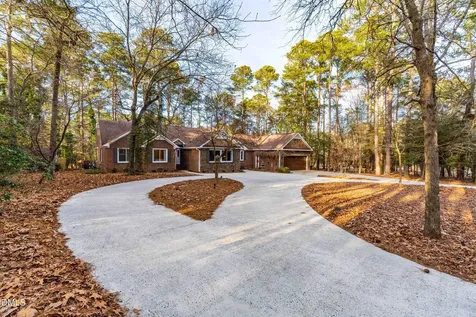 335 Sprunt Drive Clinton NC 28328