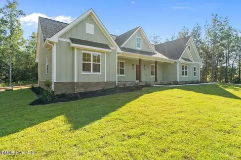 150 Hickory Pointer Way Cameron NC 28326