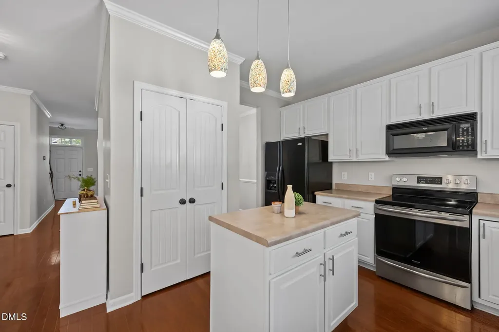 3428 Van Hessen Drive Raleigh NC 27614