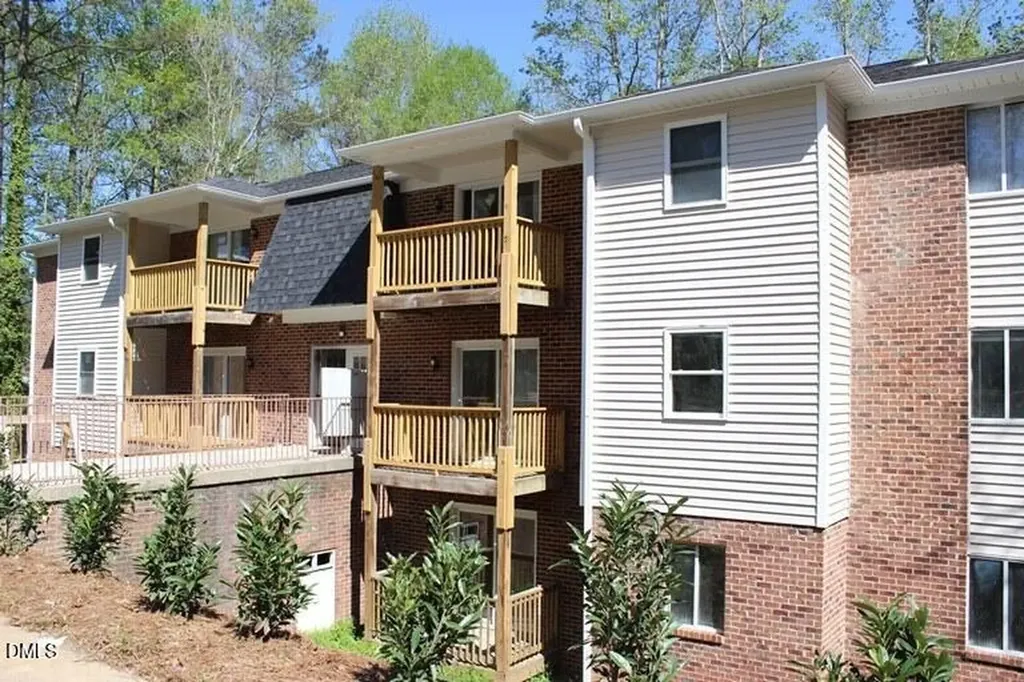 203 E Ransom Street Fuquay Varina NC 27526