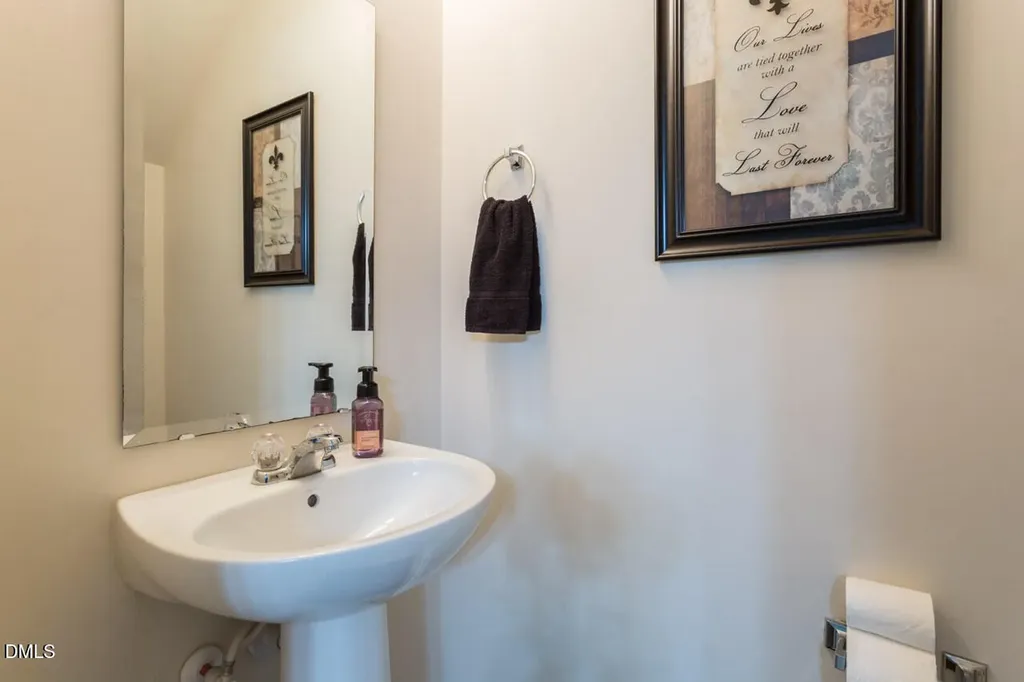 4009 Tresco Crsg Raleigh NC 27616