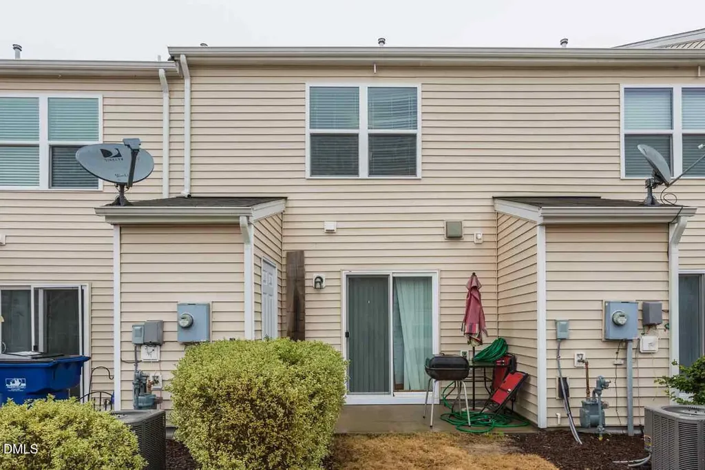4009 Tresco Crsg Raleigh NC 27616