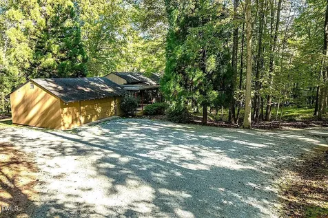 4416 Arrowhead Trail Hillsborough NC 27278