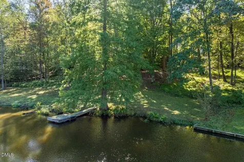 4416 Arrowhead Trail Hillsborough NC 27278