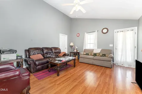 4004 Grandover Drive Raleigh NC 27610