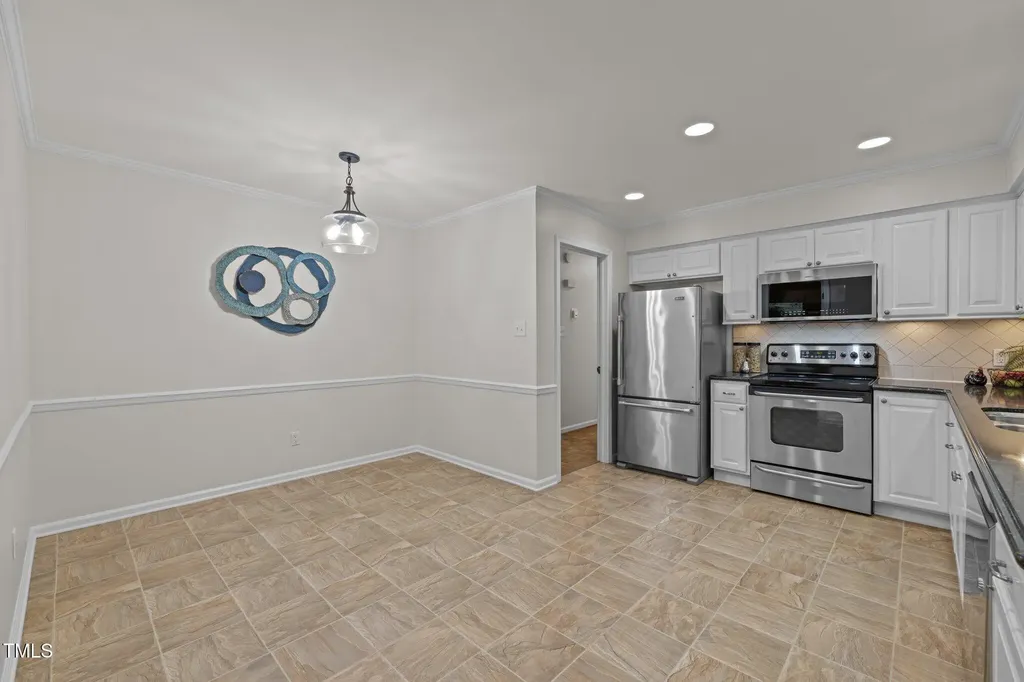 6925 Valley Lake Drive Raleigh NC 27612