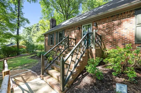 6925 Valley Lake Drive Raleigh NC 27612