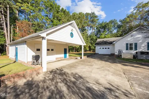 9812 Chris Drive Raleigh NC 27603