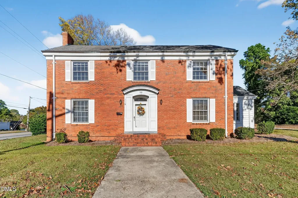110 S Layton Avenue Dunn NC 28334