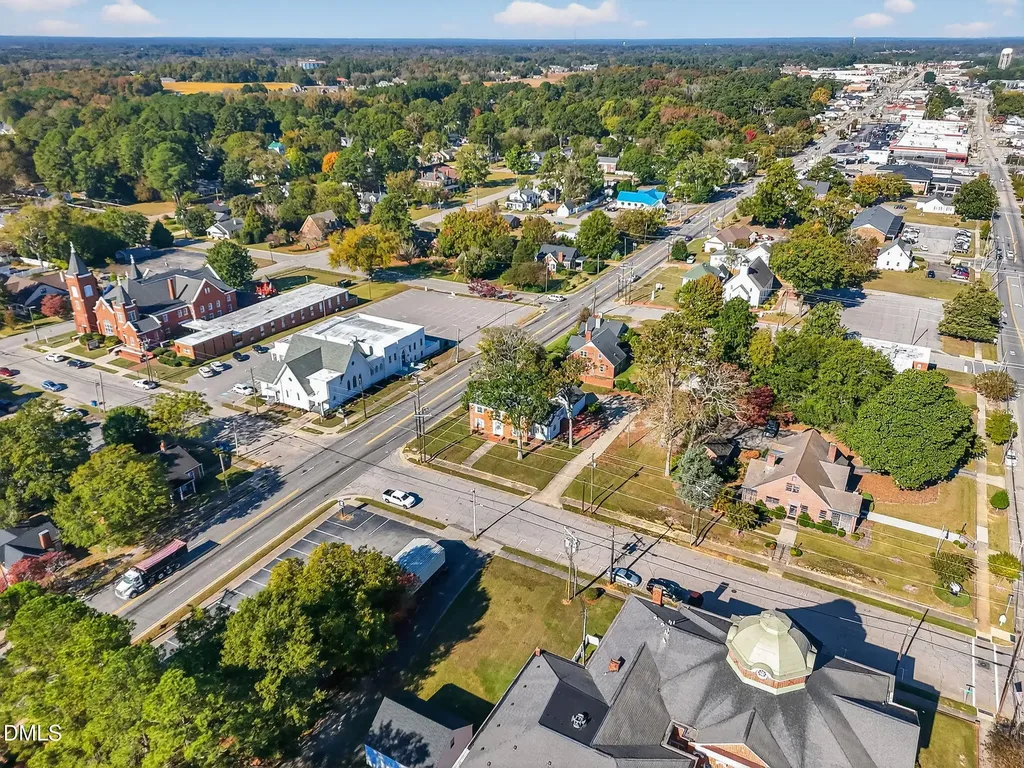110 S Layton Avenue Dunn NC 28334