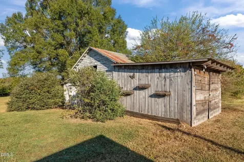 8794 Old 421 Road Liberty NC 27298