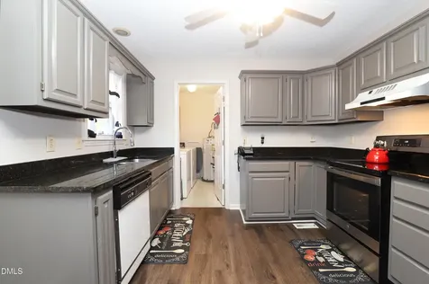 1711 Hanover Court High Point NC 27265