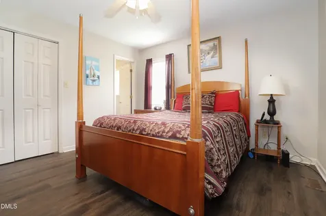 1711 Hanover Court High Point NC 27265