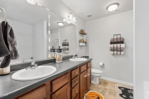 114 Larksdale Cove Benson NC 27504