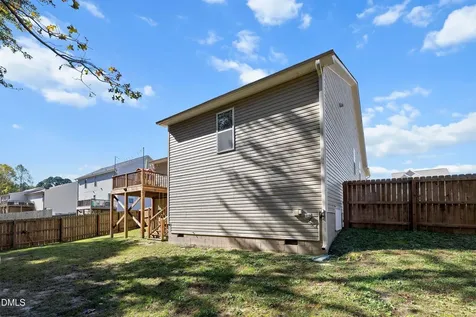 114 Larksdale Cove Benson NC 27504