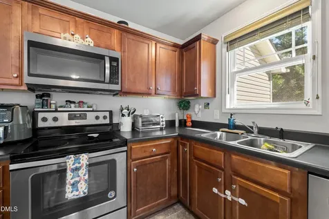 114 Larksdale Cove Benson NC 27504