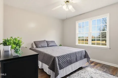 3472 Mine Creek Road Burlington NC 27217