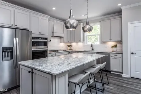 35 Rockingham Way Clayton NC 27520