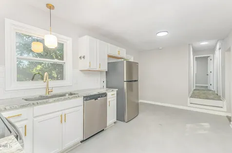 2714 George Owen Road Fayetteville NC 28306