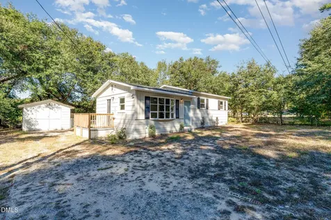 2714 George Owen Road Fayetteville NC 28306