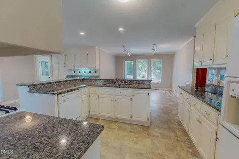11 Denada Path Roxboro NC 27574