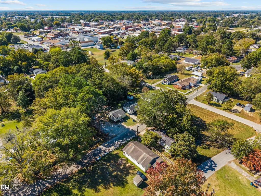 502 E Cleveland Street Dunn NC 28334
